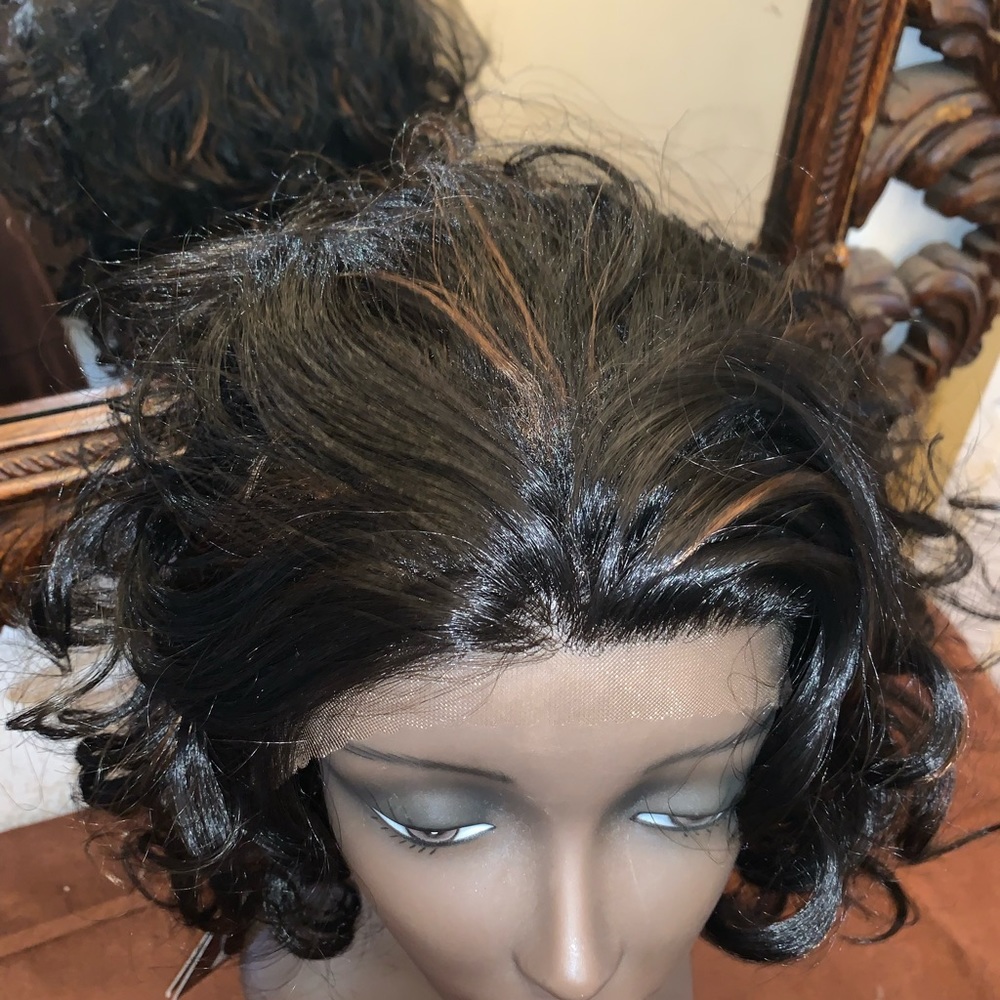 R&B Collection Lace Wig - Picture 2 of 7